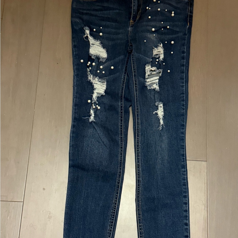 Distressed Pearl Embellished Blue Jeans